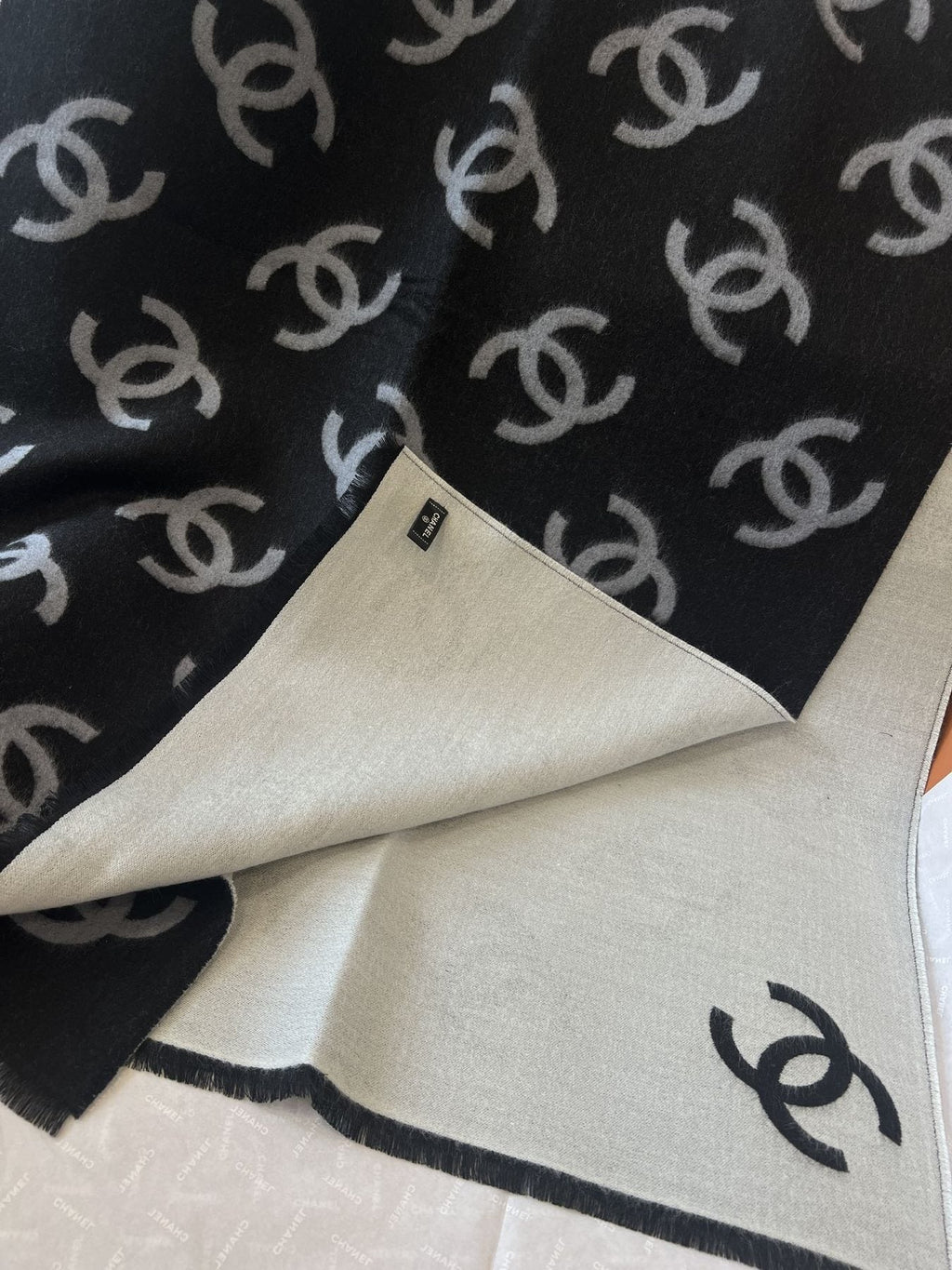 Chanel Reversible Black and Ivory Scarf